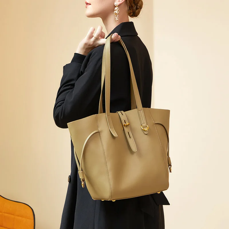 Thela Medium Bag