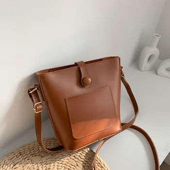 

ins bucket bag 2020 new bag female shoulder messenger bag large capacity female bag anti-theft zipper double pocket