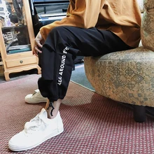 Красивые весенние популярные корейские свободные повседневные мужские брюки на шнурке с буквенным принтом, мужские вечерние Брюки для путешествий