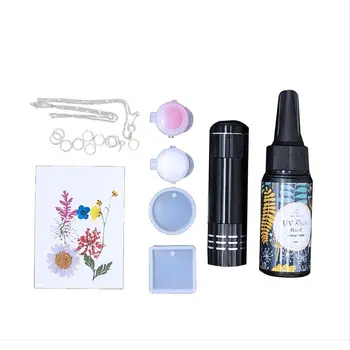 

DIY UV Resin Casting Mold Kit Pendant Jewelry Necklace Crafts Making Accessories for DIY Jewelry Making Crafts dropship