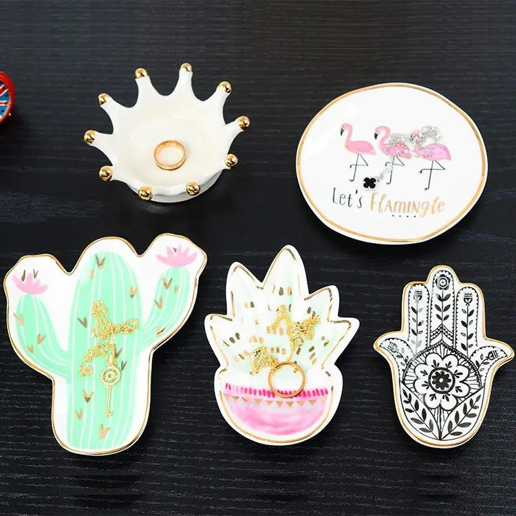 

Fashion Ceramic Jewelry Plate Necklace Jewelry Display Creative Exquisite Ring Tray Home Decorations Earring Display