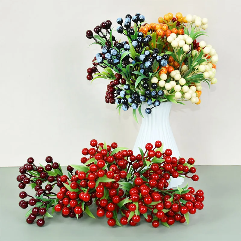 Artificial Berries Branch Plastic Fake Flowers Fruit Stamens Green Leaf Decorative Berry  for New Year Christmas Wedding Decor