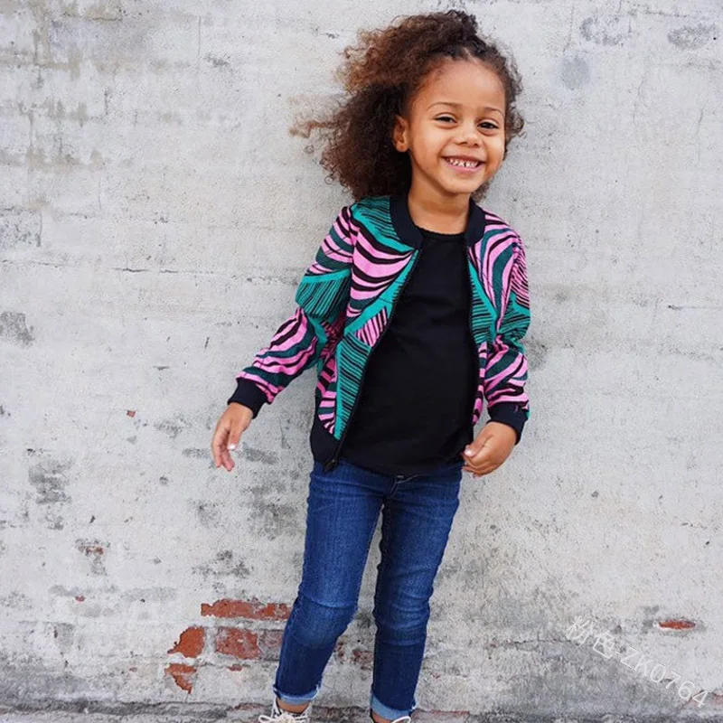

CYSINCOS 2019 New Autumn Girls Windbreaker Coat Baby Kids Flower Embroidery Hooded Outwear Baby Kids Coats Jacket Clothing