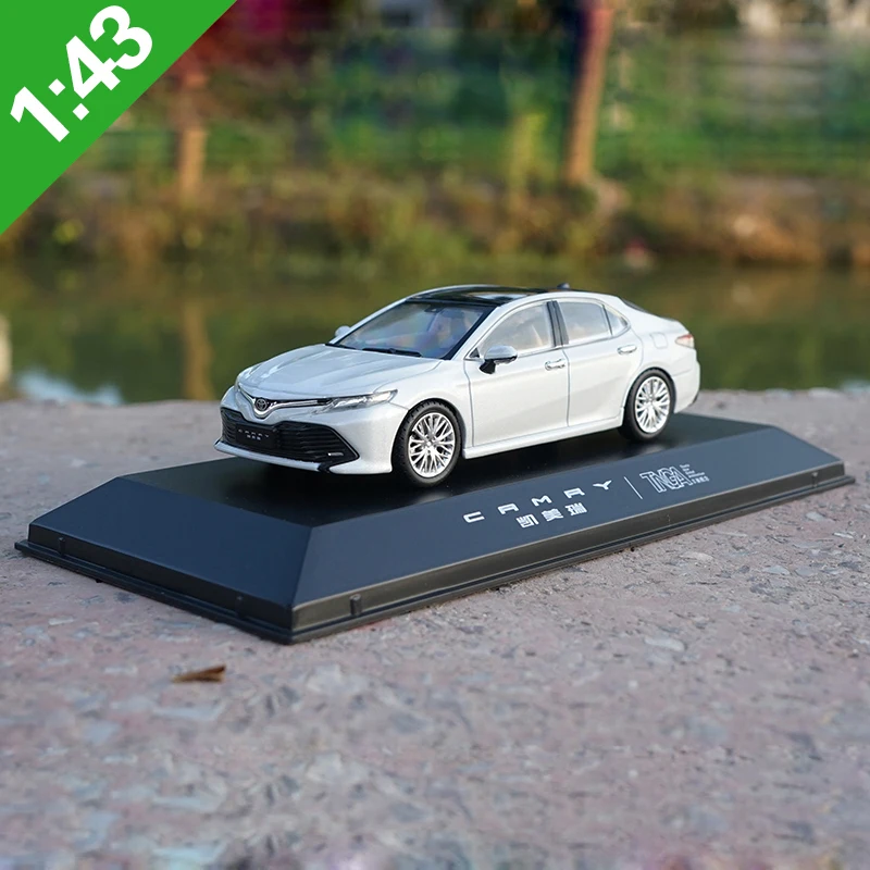 1:43 Toyota 8th CAMRY литые модели автомобилей из сплава игрушки металлические