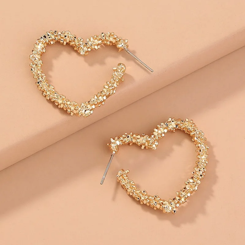 

Exaggerated Heart-shaped Embossed Earrings Hoop Earrings for Women Punk Love Simple Trendy Charm Jewelry Girls Gift