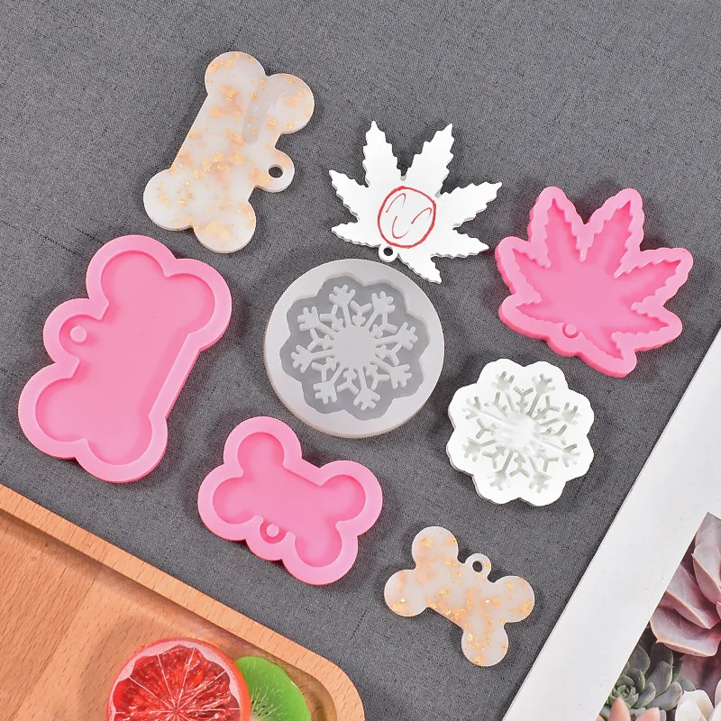 DIY Handmade Silicone Mold Maple Leaf Snowflake Dog Bone Tag Listed Mold Key Chain Pendant Mould Jewelry Making Accessaries 2pcs 6 cavity christmas snowflake silicone cake soap mold diy handmade pudding chocolate mold kitchen baking tools