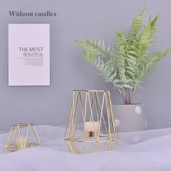 

Sturdy Iron Candle Holder Gold New Year Wedding Durable Hollow Candle Holder Living Room Dining Table Activity Dinner Christmas