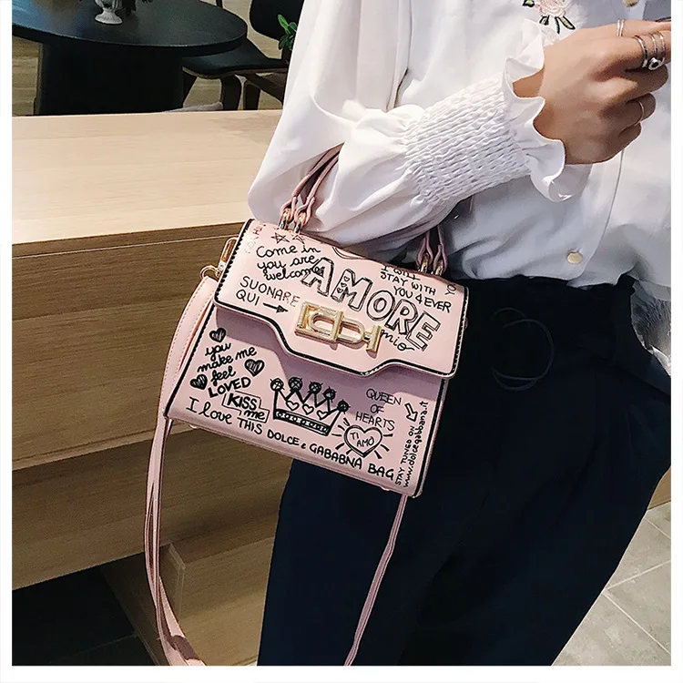 

Korean version of three-dimensional bag letter printed lock shoulder diagonal women's bag