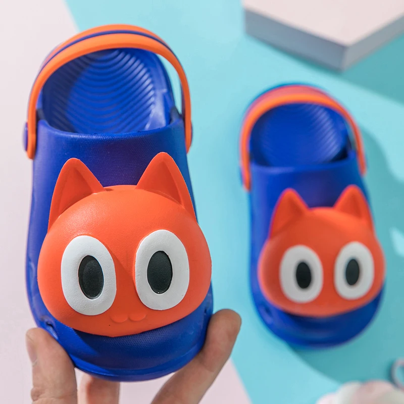

Summer Kids Slippers Cute Garden Shoes Cartoon Closed-Toe Shoes Children Beach Slipper