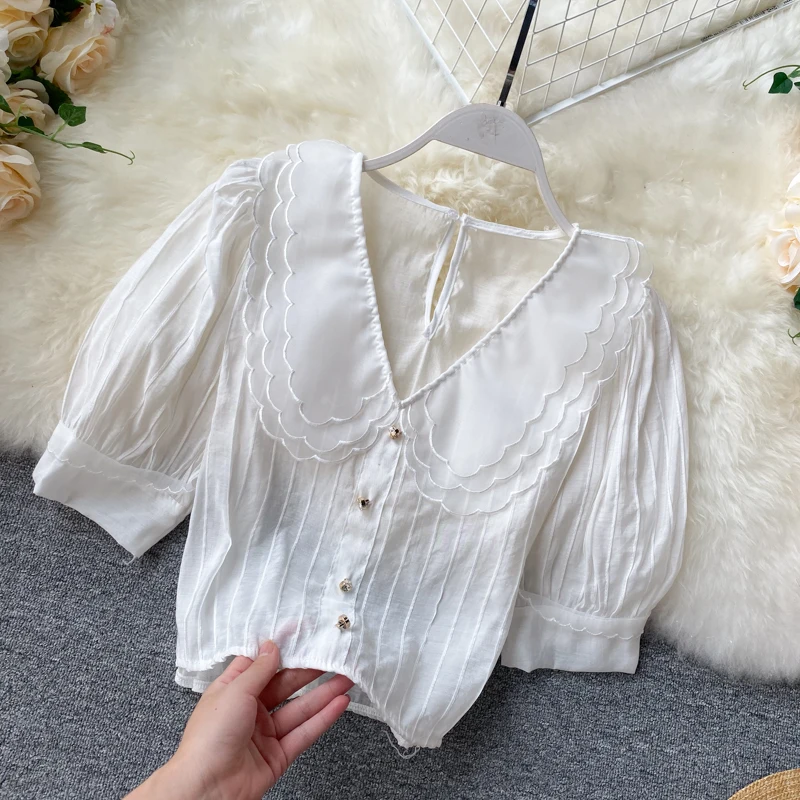 Летняя женская шифоновая блузка с коротким рукавом белая круглым воротником и