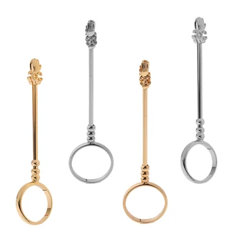 

Woman Lady Smoking Cigarette Finger Ring Smoker Cigarette Hand Free Holder, Prevent Beauty from Changing the Color of Fingers