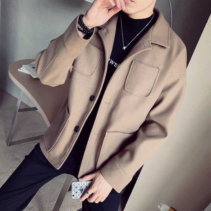 

Autumn and winter men's single-breasted woolen casual coat short paragraph 2019 men's new multi-pocket woolen coat jacket