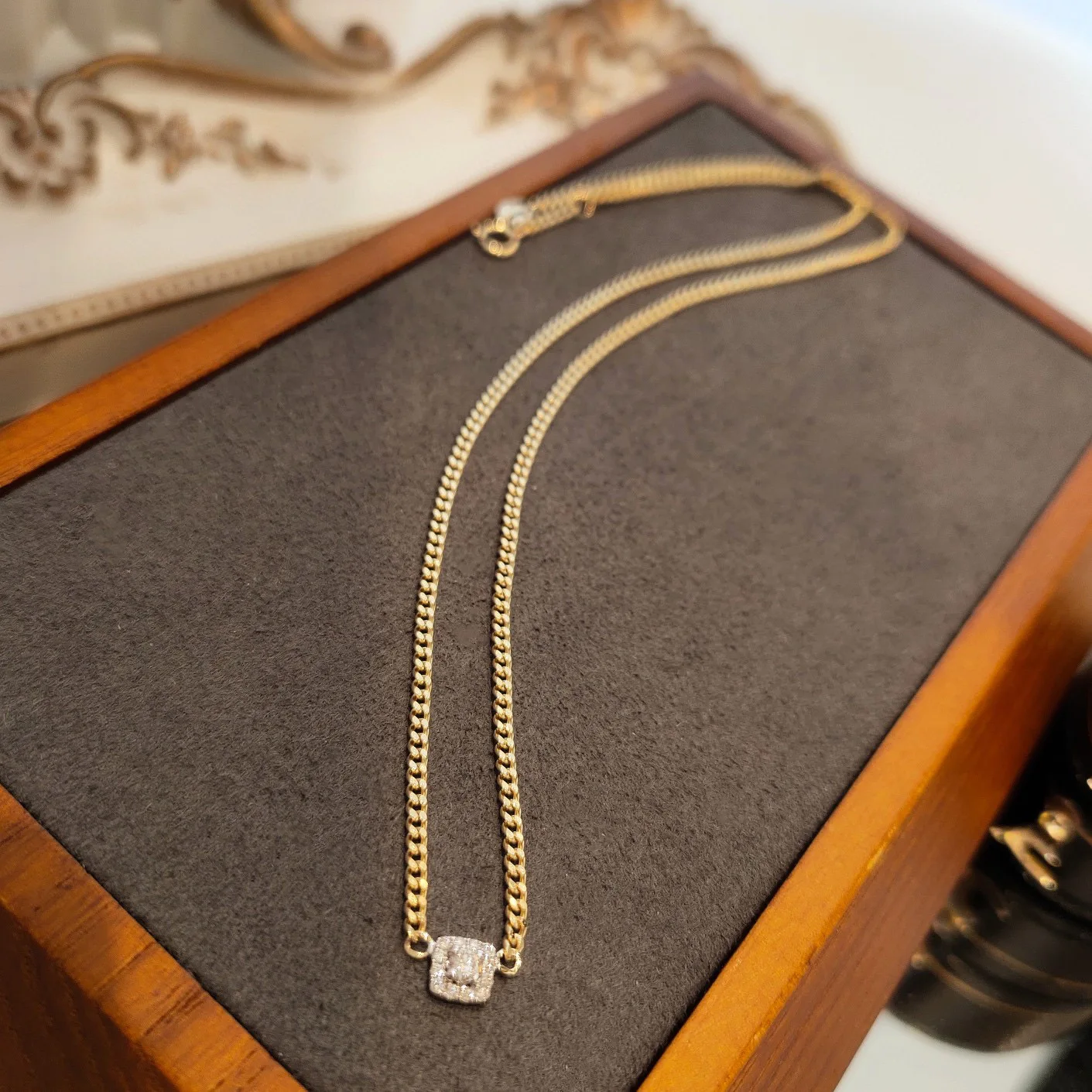 18K Solid Yellow Real Gold Jewelry(AU750) Women Diamond Clavicle Chain 10 Points South African Diamonds Wedding Necklace Pendant