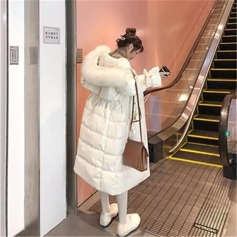 Новое зимнее женское утепленное плотное длинное пальто с капюшоном из натурального меха енота Женская Повседневная Куртка Свободная парка C193