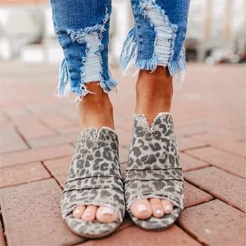

Free shipping In stock INS HOT Plus Size 43 Chunky Heels Cloth Leopard Summer Sandal Mules Slippers Women Shoes Woman