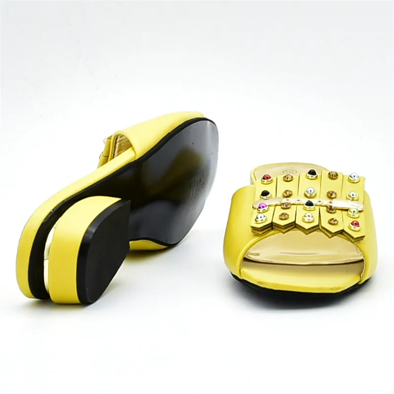 New Arrival Ladies Italian Shoe and Bag Set Decorated with Rhinestone Designer Shoes Women Luxury Slip on Women Party Pumps