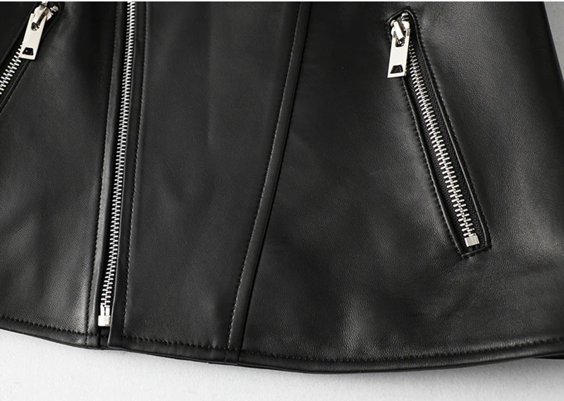 15530463365_1846145073