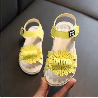 

Baby Little Girls Sandals With Flower Soft Leather Toddle Summer Beach Shoes Girls Princess Dress Sandals Pink White Yellow