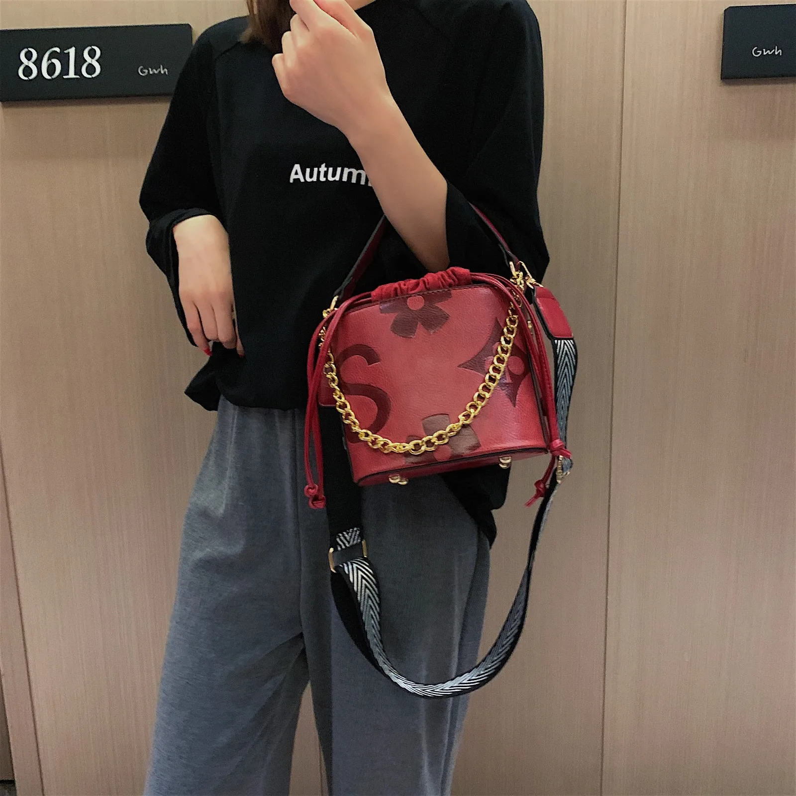 Etro модная женская сумка новая рельефная женская сумка дизайнерская сумка-ведро сумка на плечо с цепью украшения 5 цветов