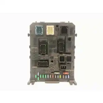 

9666895680 box Reles/Fuses Peugeot 5008 Premium