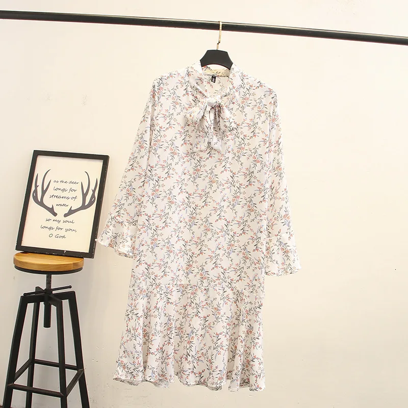 

Plus Size Women Chiffon Dress Flowers Printed Long Mouwen Party Work Dresses