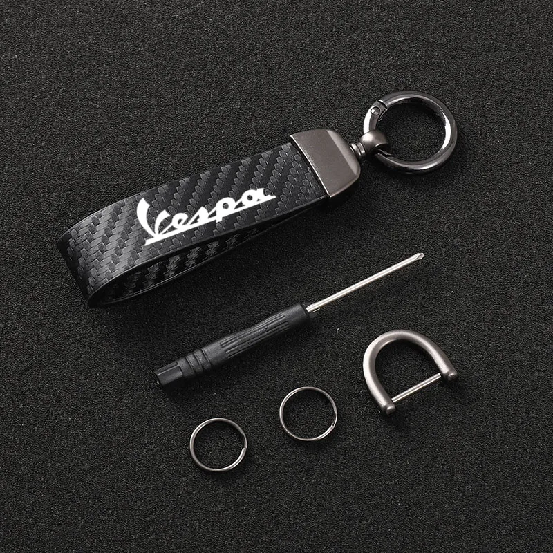 

For For Piaggio Vespa Sprint Primavera 50 150 150S 946 GTS GTV LX 60 125 250 300 Leather Motorcycle keychain Horseshoe Buckle