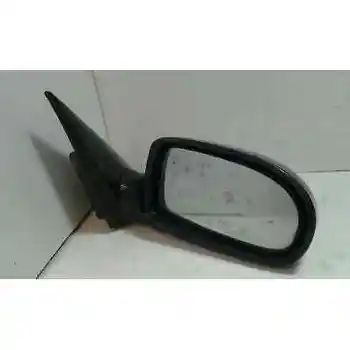 

RIGHT REARVIEW DAEWOO NUBIRA SALOON