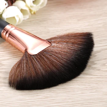

2019 High Quality Professional Makeup Large Fan Coffee Hair Blush Face Powder Foundation Cosmetic Brush