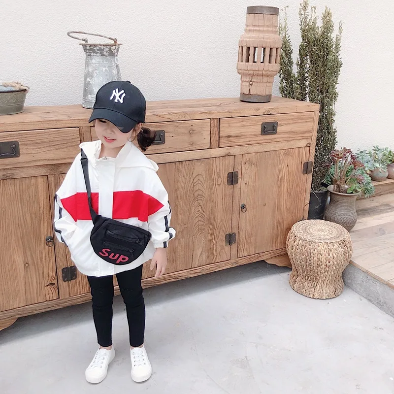 New autumn Korean style fashion white and red hit color normal section hooded jacket outwear both for boys and girls