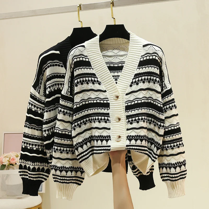 

Retro Striped Sweater Coat Women 2020 New Spring Autumn Korean Style Long Sleeve V-neck Single-breasted Loose Knitted Cardigans