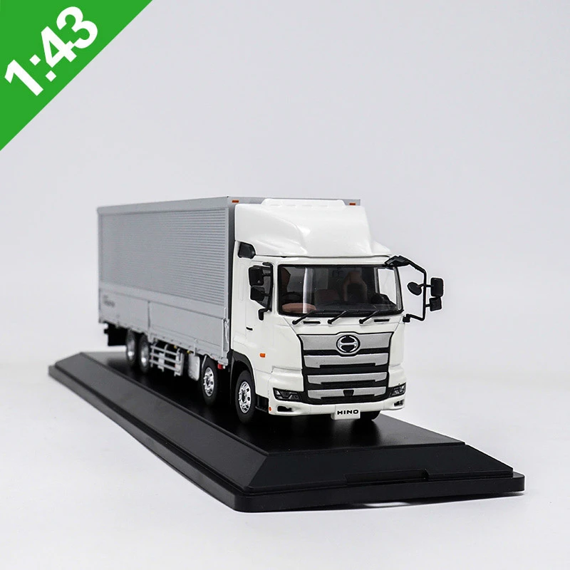 diecast truck towing