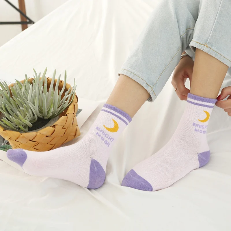 Autumn Winter 5PC Socks For Women Cotton Socks Art Funny Cartoon Print Breathable Socks Couple Socks Cheap Socks