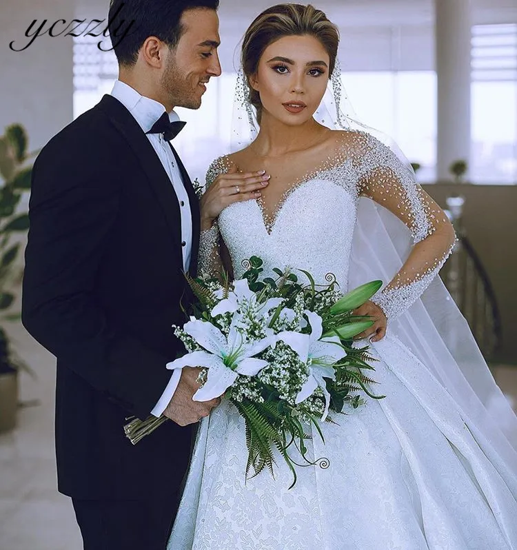 Luxury O-neck Ball Gown Crystal Diamond Satin Wedding Dress Long Sleeves Lace Plus Size Arabic Wedding Dress Vestido Novia W209 Luxury O-neck Ball Gown Crystal Diamond Satin Wedding Dress Long Sleeves Lace Plus Size Arabic Wedding Dress Vestido Novia W209