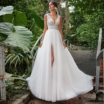

2020 Summer Tulle Wedding Dress Elegant V-Neck Sleeveless Lace Sweep Train A Line Bridal Gowns with Slit