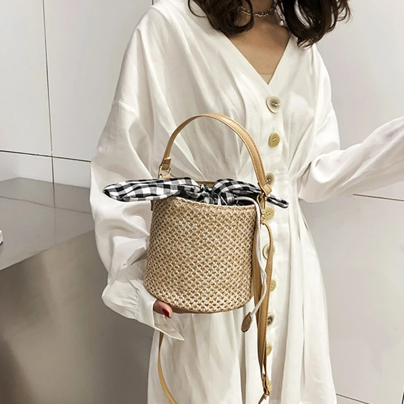 11059589181_1106892188