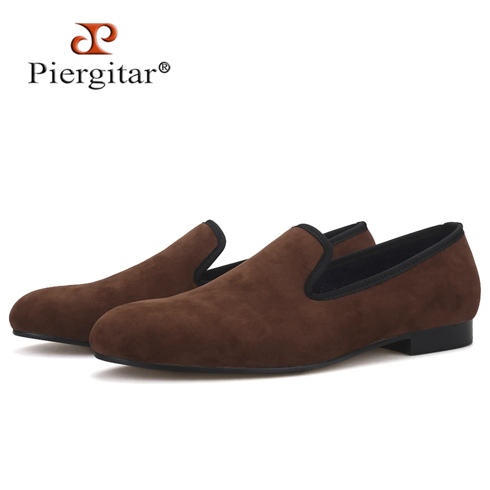 

Piergitar handcrafted plain design men velvet shoes British style men smoking slippers party and wedding men's loafers plus size