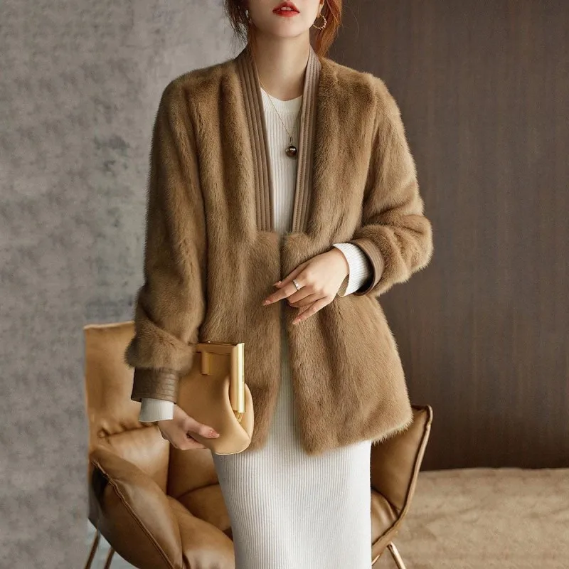 

2022 Winter Women's High Quality New Artificial Fox Coat Luxury Fur Coat Loose Coat Thick Warm Women's Plush Coat