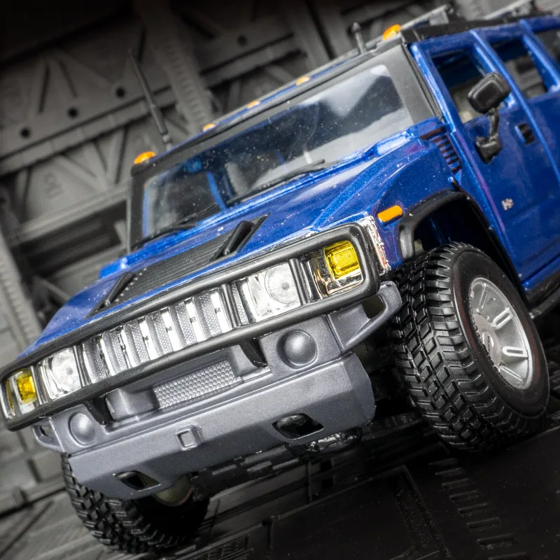 Модель внедорожника HUMMER H2 модель автомобиля из сплава рождественский подарок