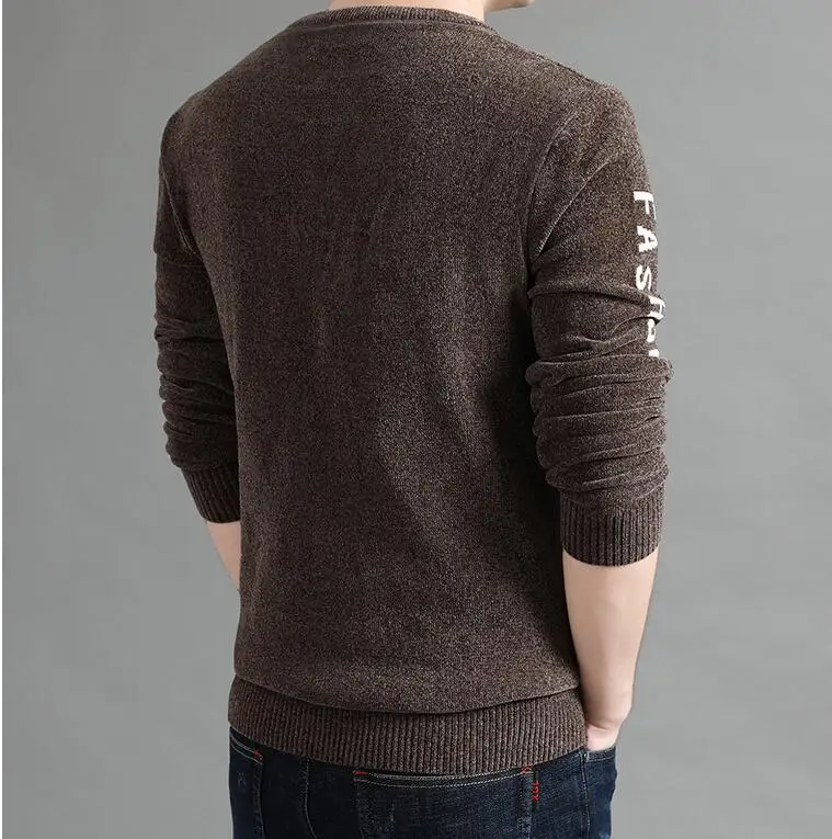 New fall/winter chenille men's sweater casual popular logo line-up men's thickened turtleneck sweater men