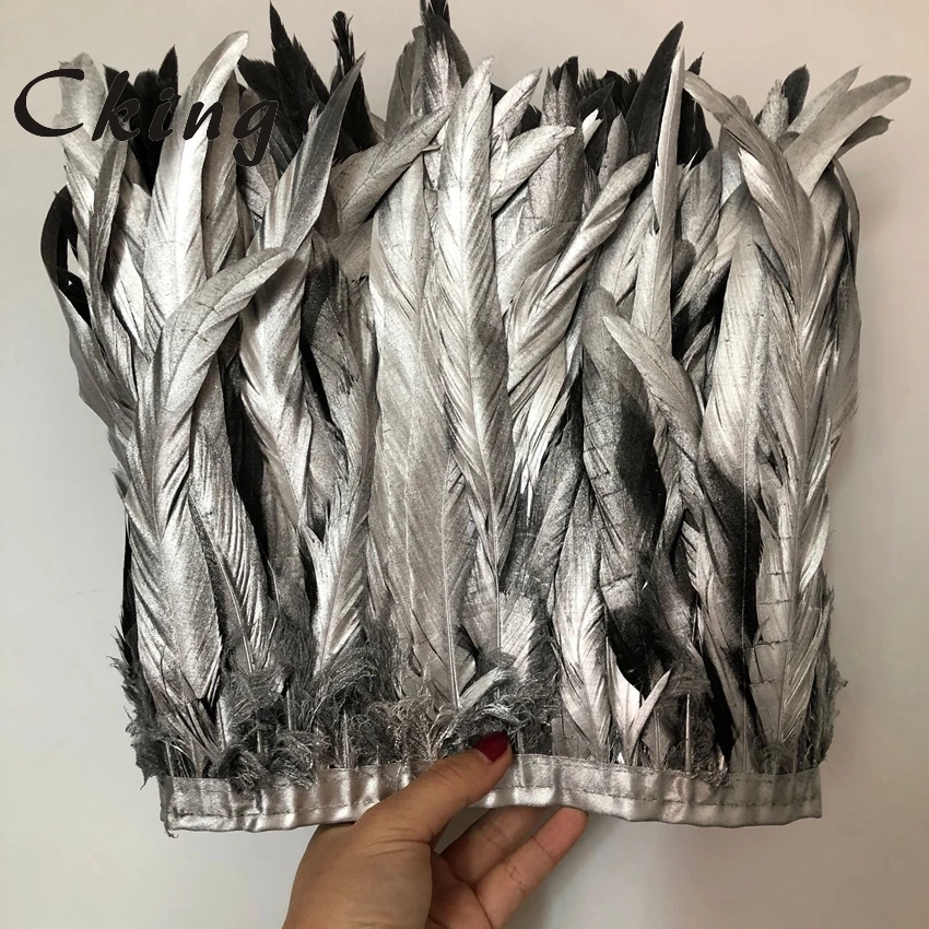 silver Серебристая расцветка, петух, чехол с перьями, 25-30 см, 10-12 дюймов, Длинные Полоски из куриных перьев для рукоделия, карнавала, свадебного декора - Цвет: silver