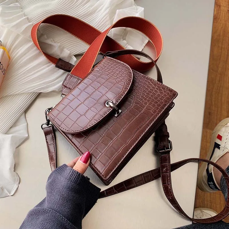 

Solid Color Stone pattern Shoulder Messenger Bags For Women 2019 Fashion Small Travel Handbags and Purses Luxury Quality Bag