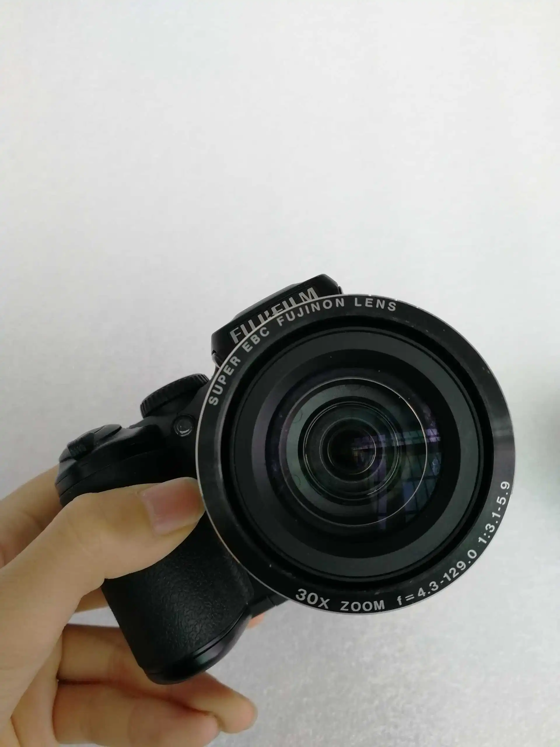 USED Fujifilm FinePix S4850 Black 16MP Digital Camera with 30x Optical Zoom and 3