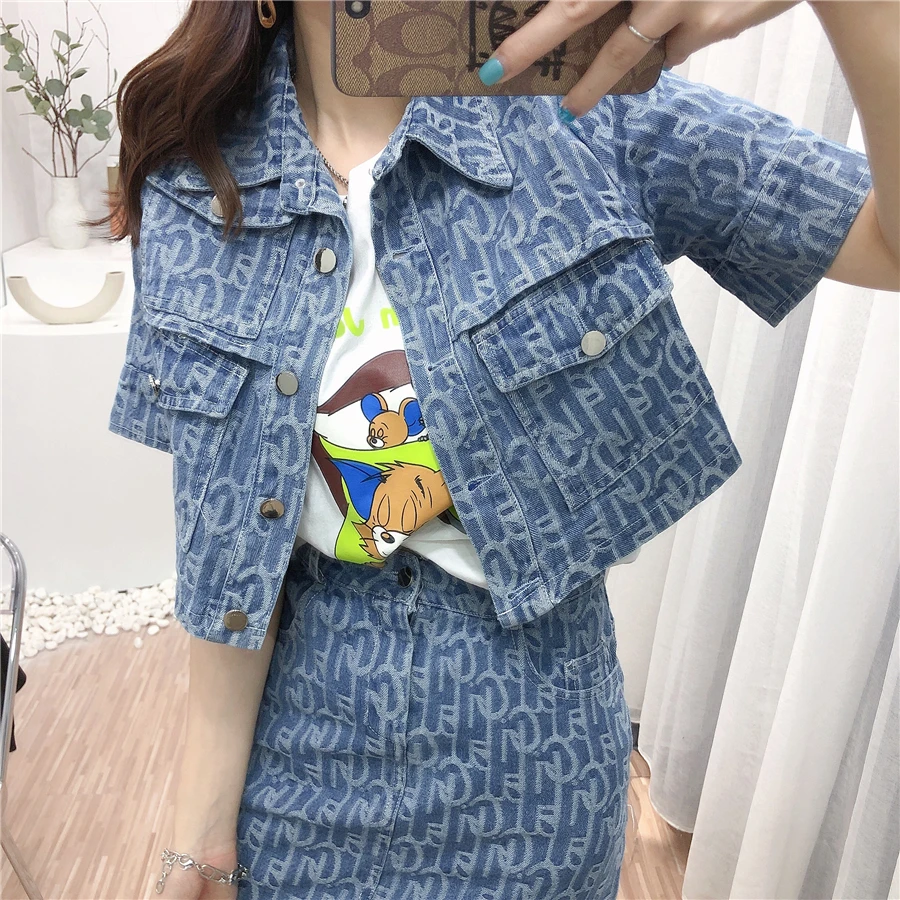 

Женский джинсовый костюм в ковбойском стиле, универсальная короткая джинсовая куртка с надписью и юбка в Корейском стиле ретро, Осень-зима 2021