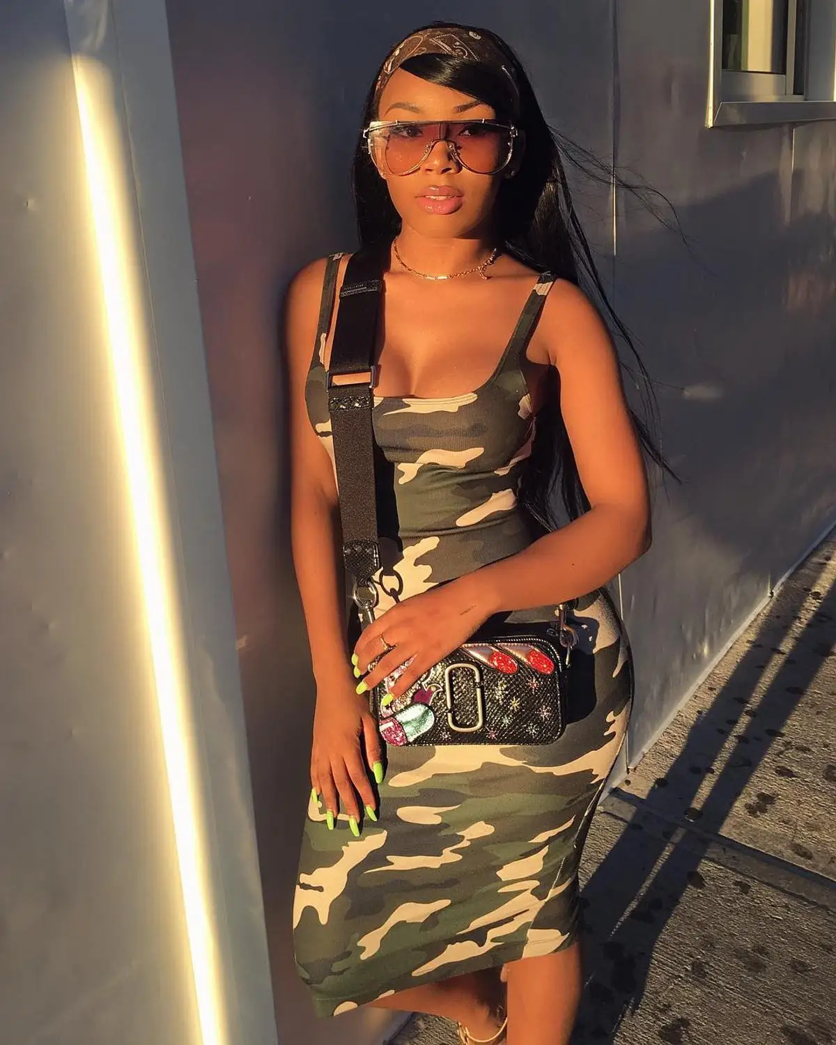 

AHVIT Camouflage Print Fashion Women Dress Sleeveless Square Collar Sheath Package Hip Sexy Nightclub Party Dress LS6063