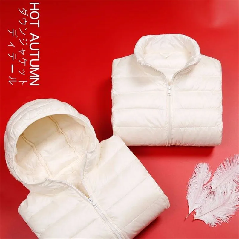 Женское короткое теплое тонкое зимнее пальто для мамы размера плюс, повседневный пуховик с капюшоном, тонкая теплая ультра-легкая одежда, 10 цветов, уличная одежда