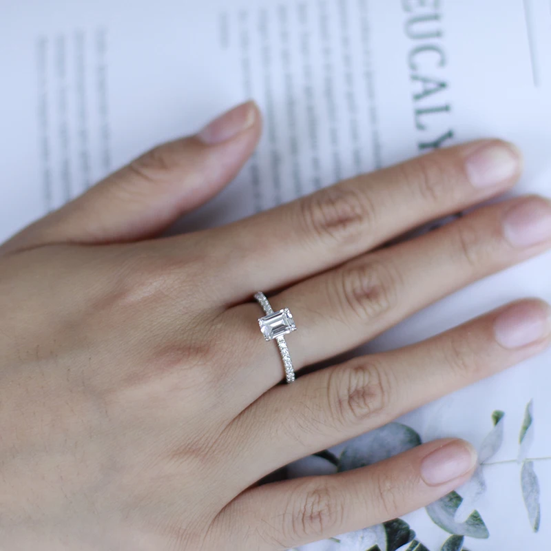 radiant cut cubic zirconia engagement rings