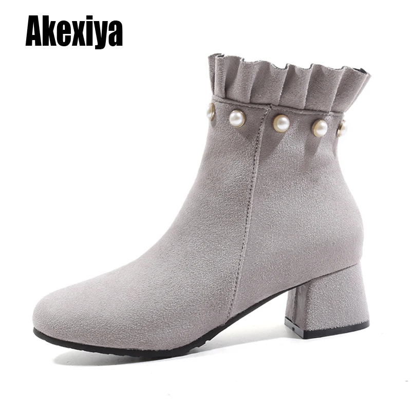 

Brand Design Sheep suede Solid Black Brown Gray khaki Boots 2019 Winter Round head Heels Pearls Ladies Shoes Warm Plush k252