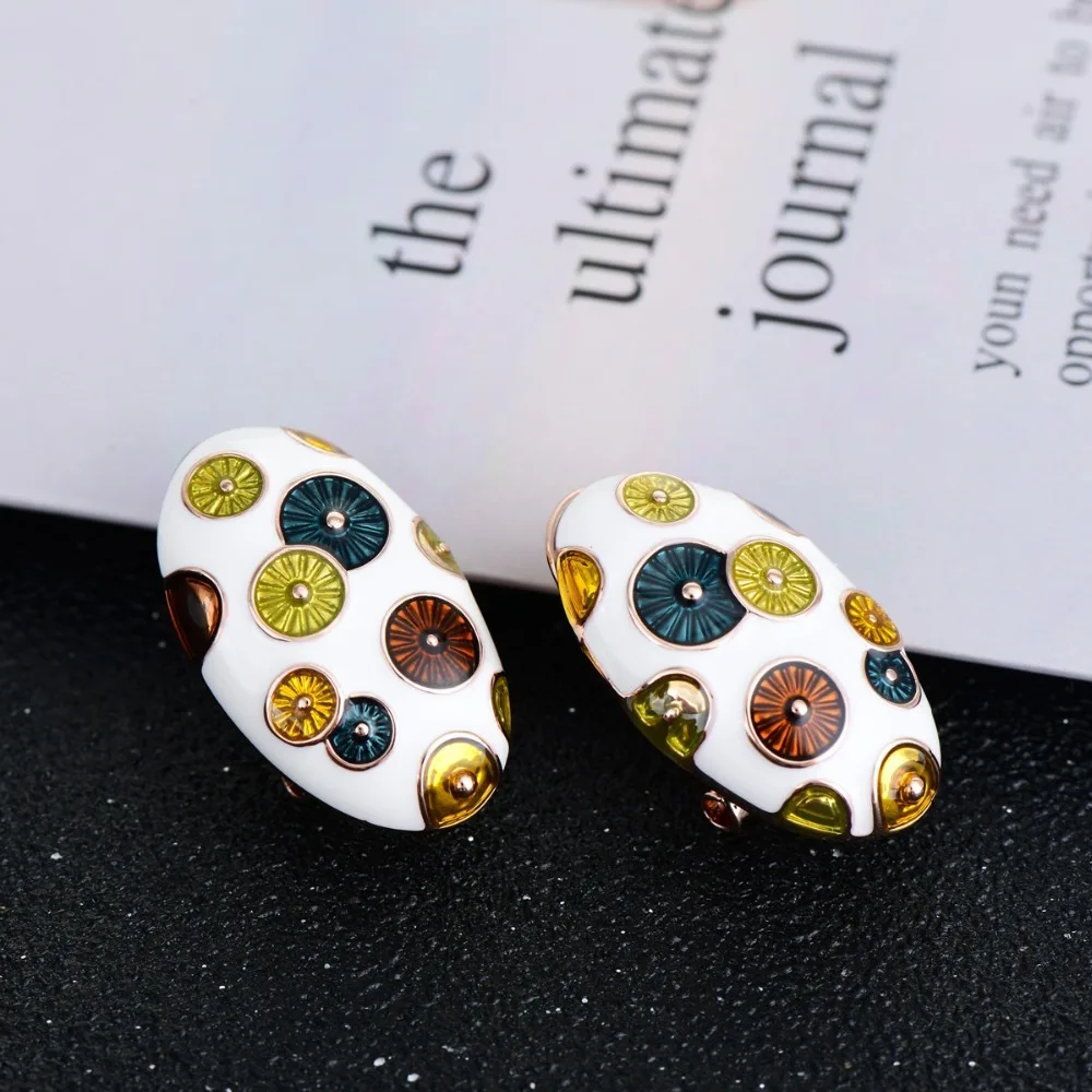 0154911_impressive-rose-gold-plated-enamel-stud-earrings-factory-direct-supply