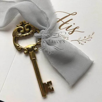 

24PCS Vintage Key Bottle Opener Wedding Favors Wine Party Anniversary Event Favors Bridal Shower DIY Pandent Ideas