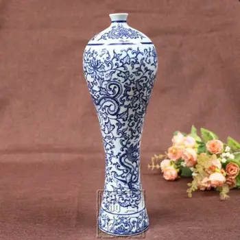 

Chinese old Blue and white porcelain ornaments dragon small mouth tall vase